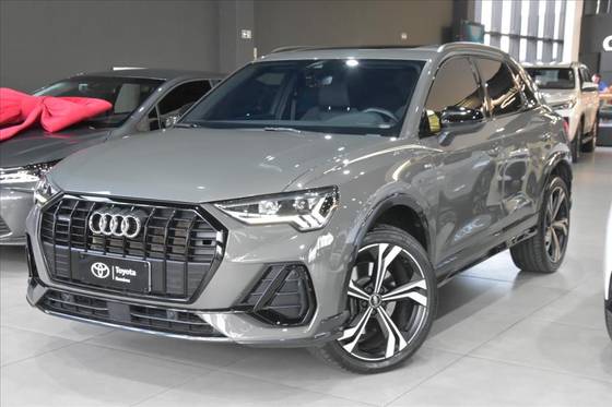 AUDI Q3 2.0 40 TFSI GASOLINA PERFORMANCE BLACK QUATTRO TIPTRONIC AUDI Q3 2.0 40 TFSI GASOLINA PERFORMANCE BLACK QUATTRO TIPTRONIC